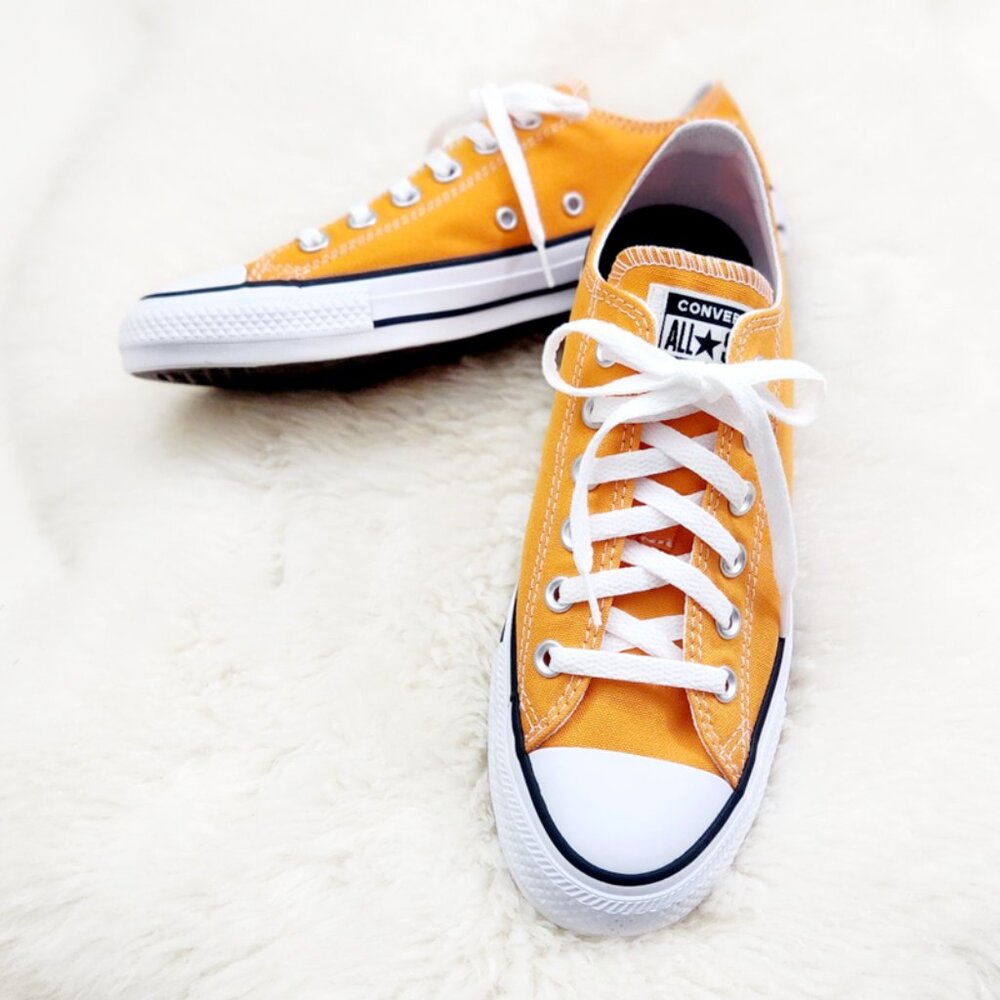 Converse Chuck Taylor All Star OX Low Top Shoes